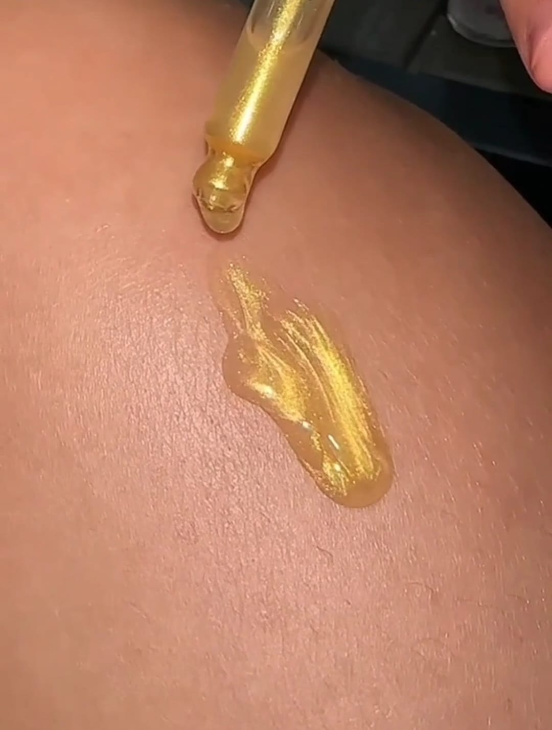 ROSMAR KAGAYAKU 24K GOLD SERUM & KOREAN WHITE GLOW SERUM